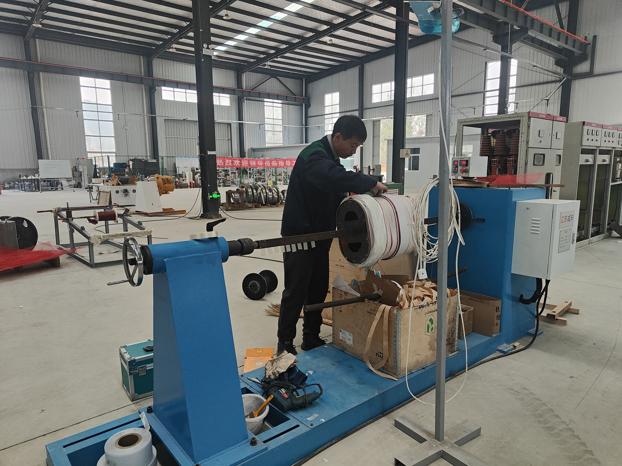 2T horizontal winding machine